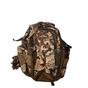 Rustic Ridge 2200 36 Liter Hunting Day Pack - Realtree EDGE